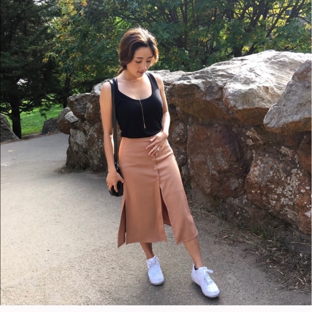 Midi skirt with slits